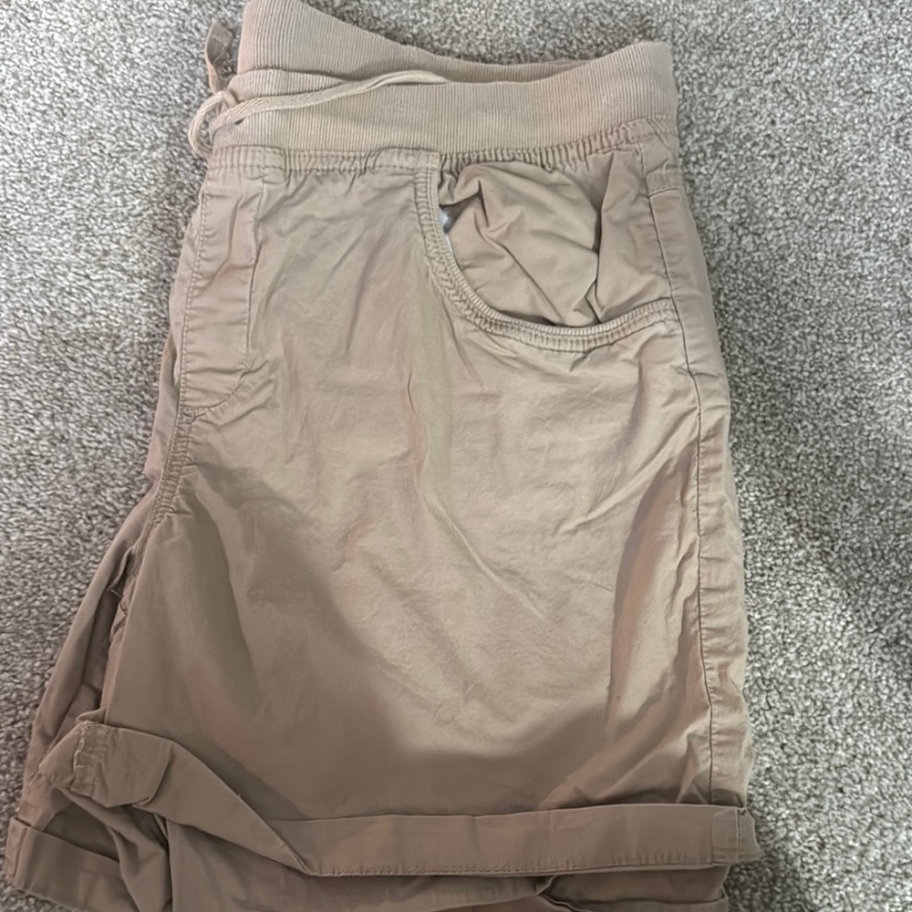 Casual Tan Cargo Shorts